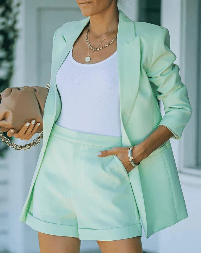 Fashionable Ladies Blazer Shorts Suit