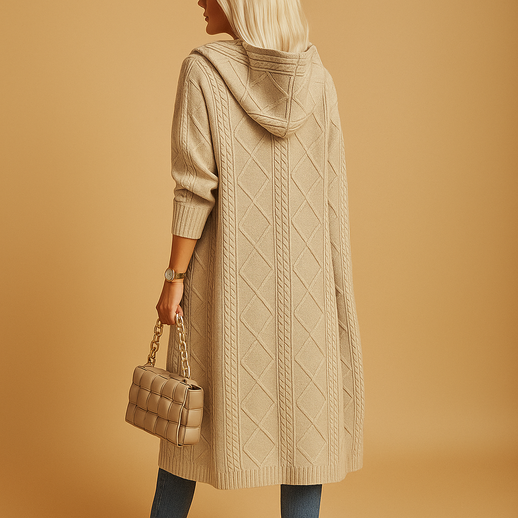 Women’s lightweight streetwear hooded jacket with adjustable hood and relaxed fit, suitable for everyday wear and modern casual outfits.