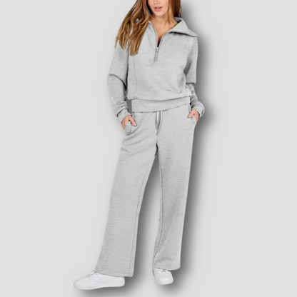 Comfortable Women's Pajama Set with Top and Leggings