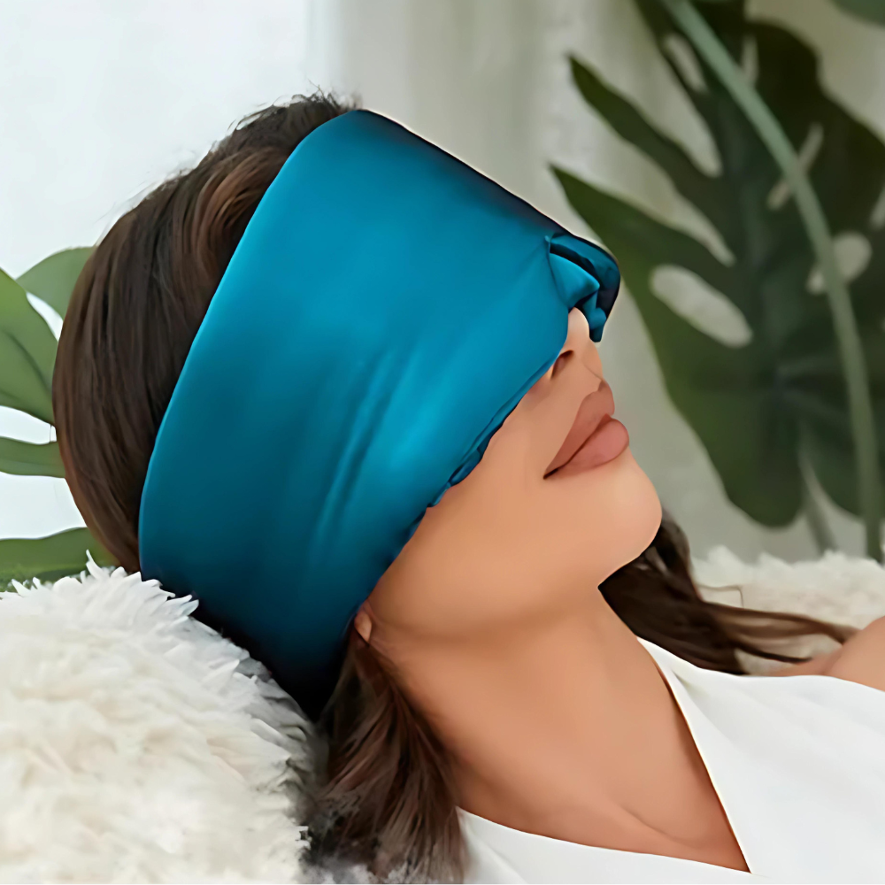 Luxury Sleep Mask made of Pure Mulberry Silk - LunaPure-Blue-Nora Luxe