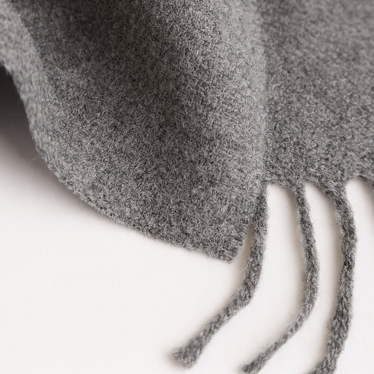 Soft Gray Men's Cashmere Blend Scarf