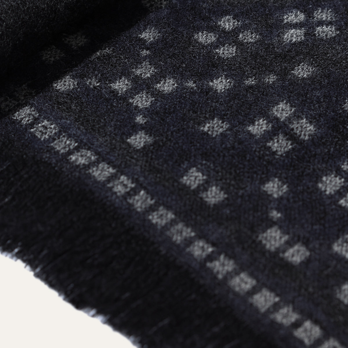 Luxury Black Cashmere Men's Scarf