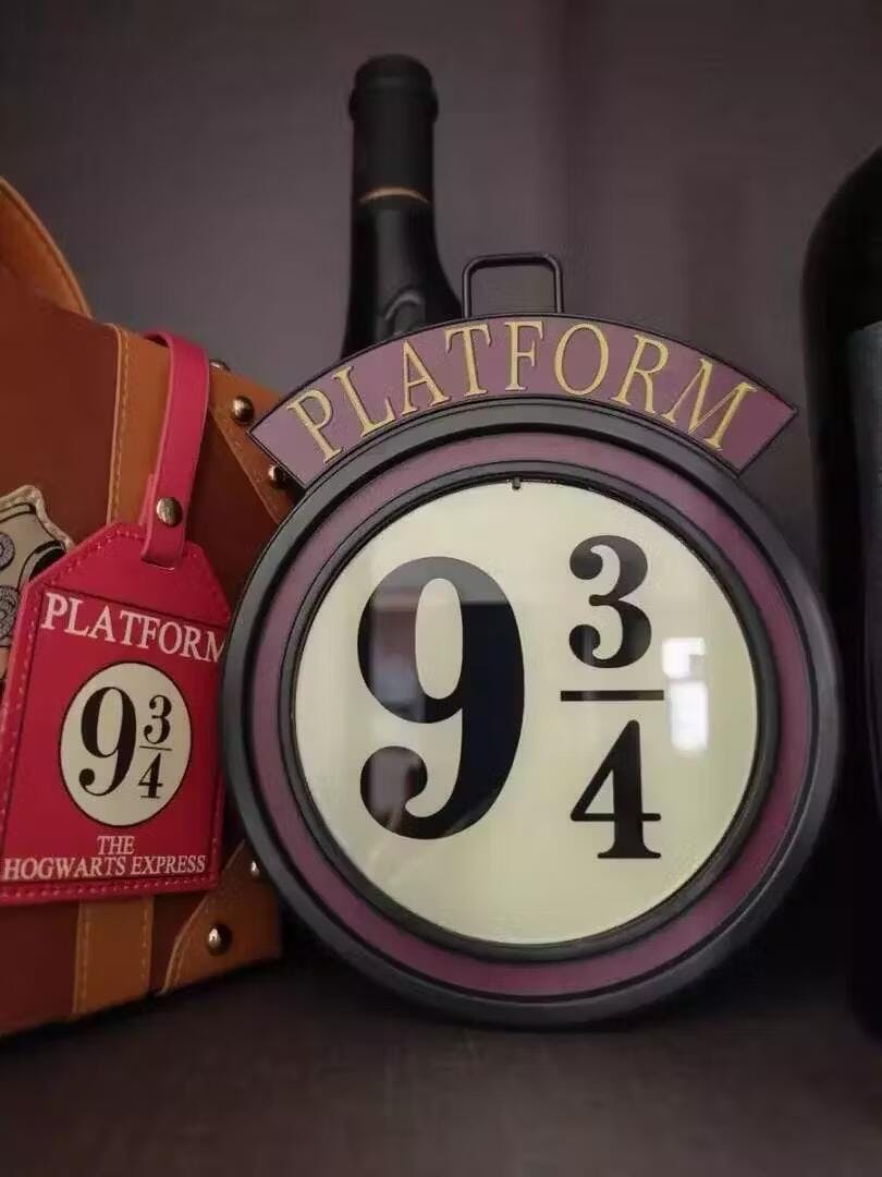 Magical Platform 9¾ Wall Lamp - LumosWall-The Livary
