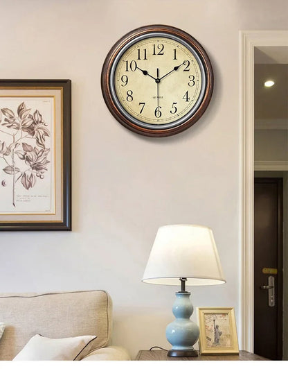 Traditional Round Wall Clock - Olytrend