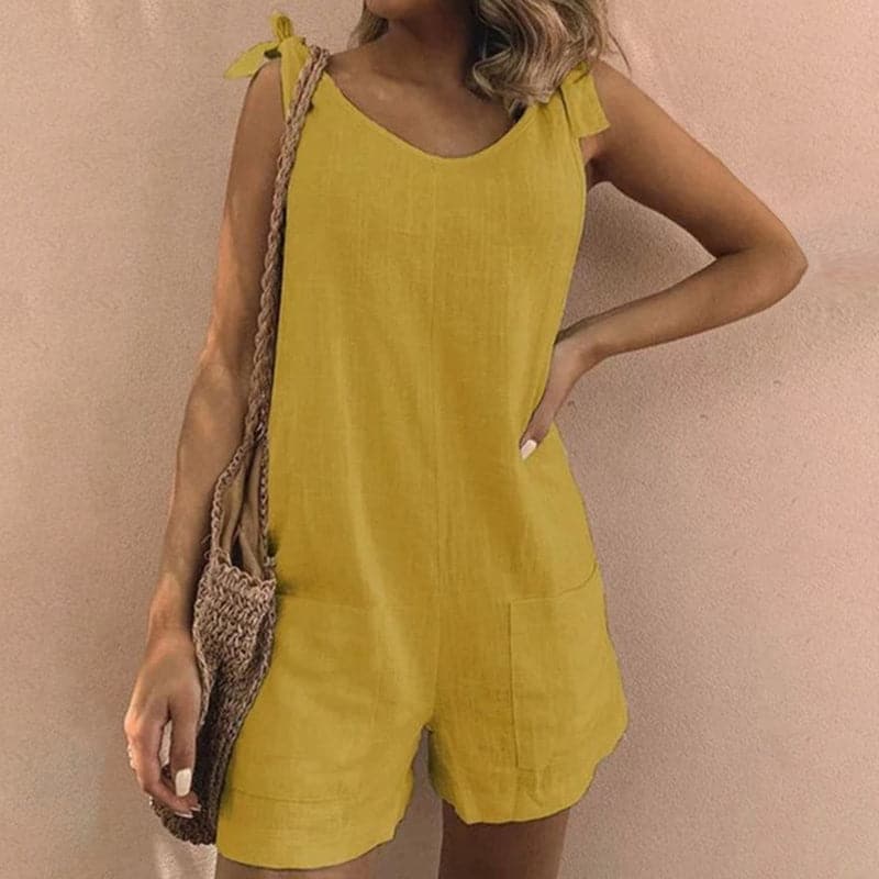 Comfortable Women's Sleeveless Romper with Pockets - Nocini