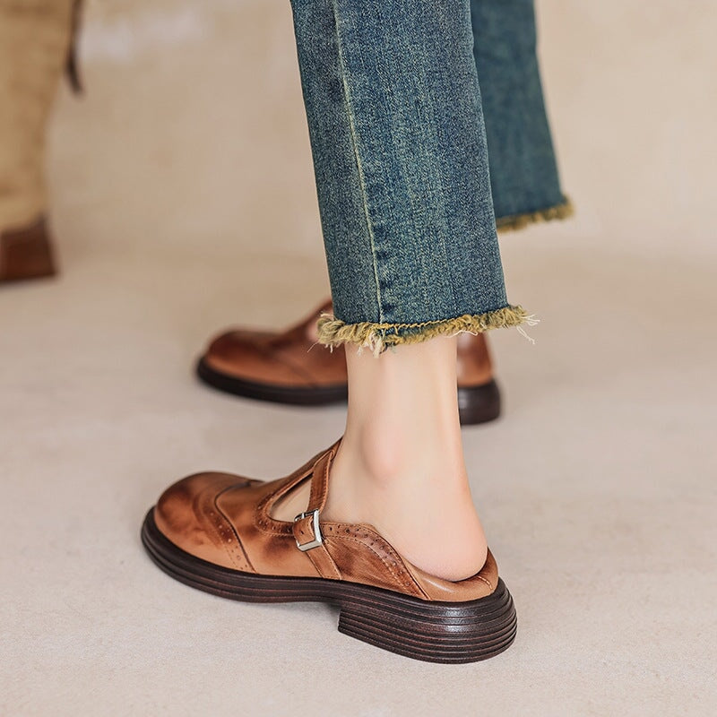 Elegant Mary Jane Shoes Made from Premium Leather