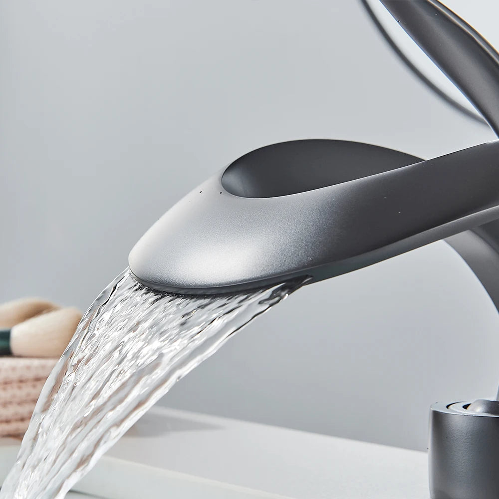 Messing Basin Mixer Tap with Waterfall Spout - Flowarc-Matte Black-The Livary