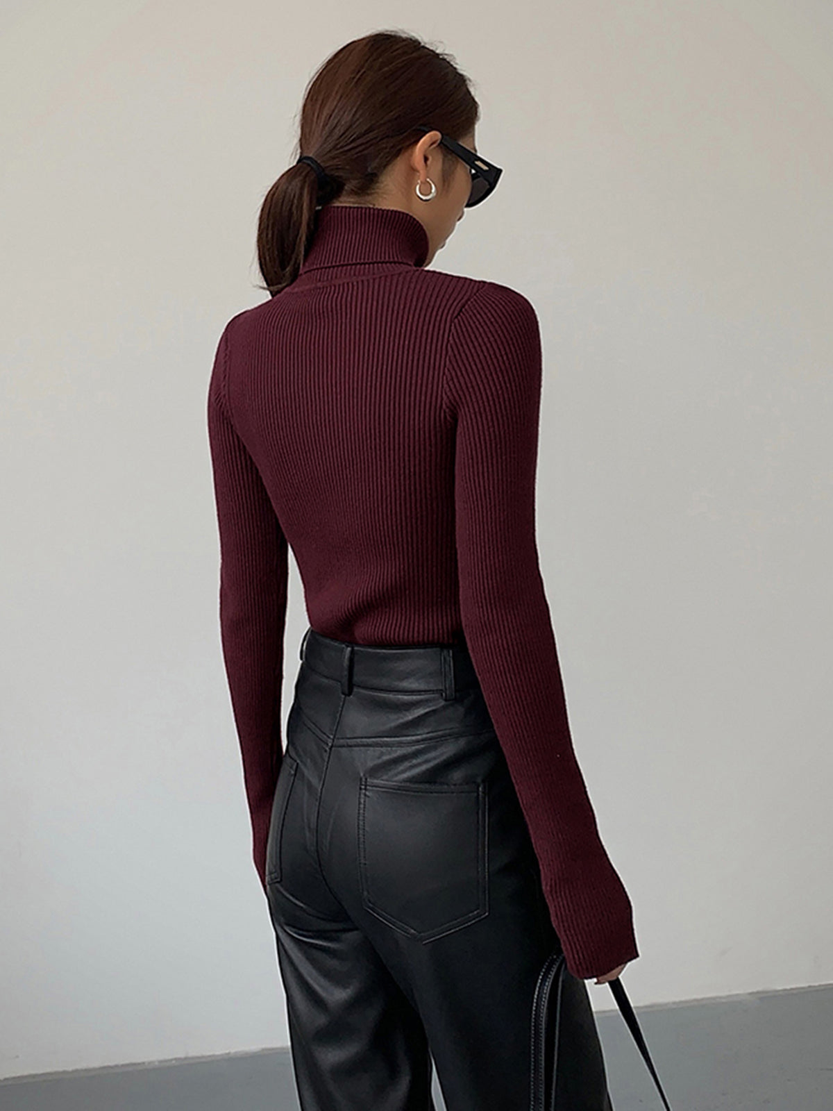 Simple Crew Neck Fit Knit Top