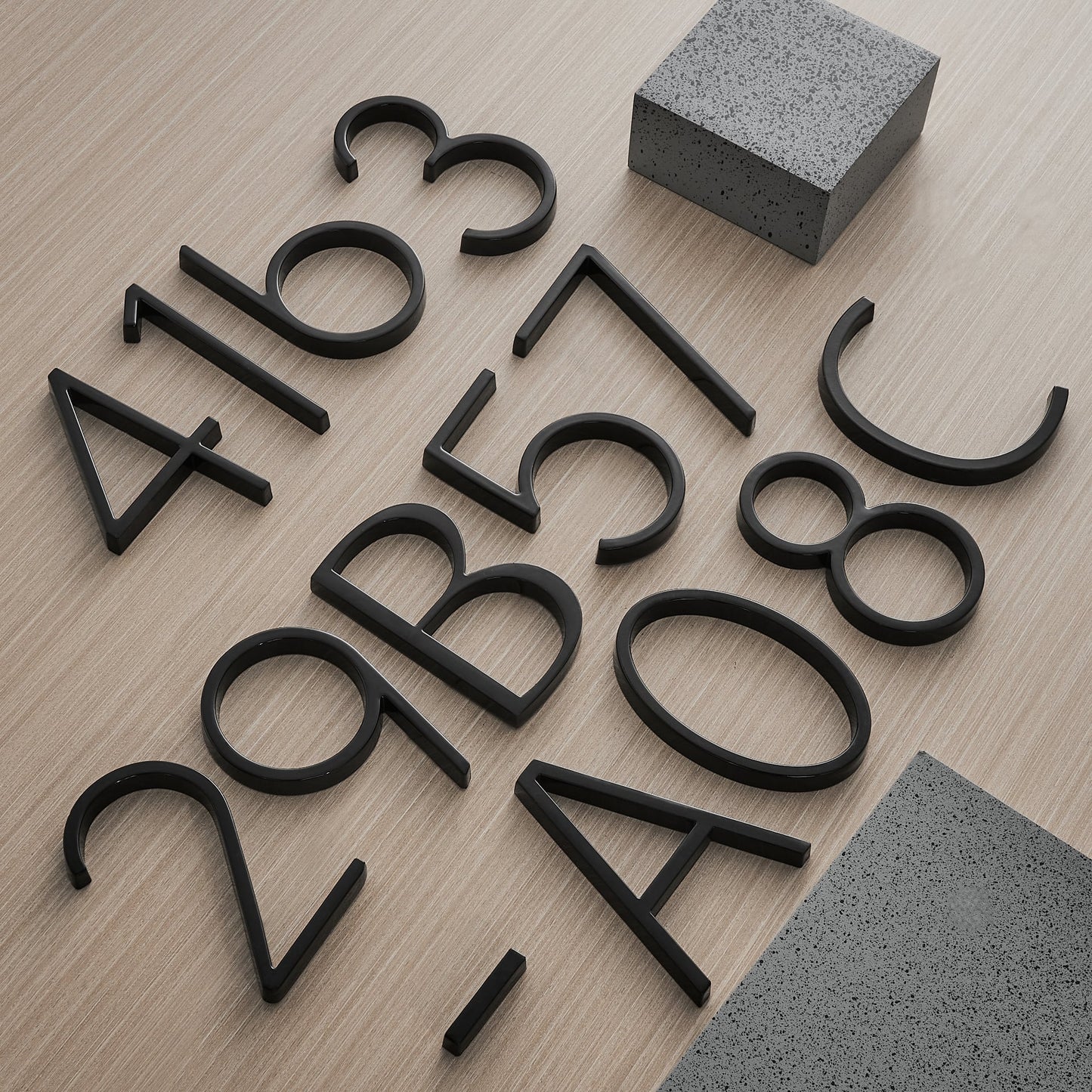 Modern Black House Numbers with Floating Design – Numbré-0-The Livary