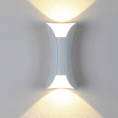 Modern LED Outdoor Wall Lamp - LumiEdge-White-Small 6W-Warm white-Nora Luxe