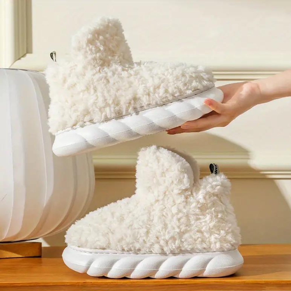 Nua - Comfy Teddy Slippers for Women-White-3-Nora Luxe