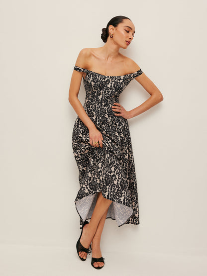 Chic Cold Shoulder Floral Dress
