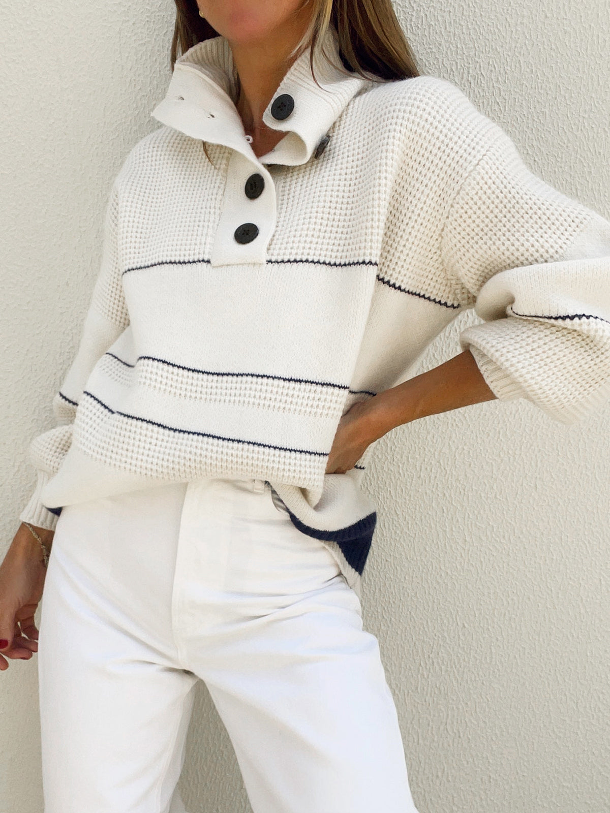 Relaxed Fit Crew Neck Sweater - Pexav