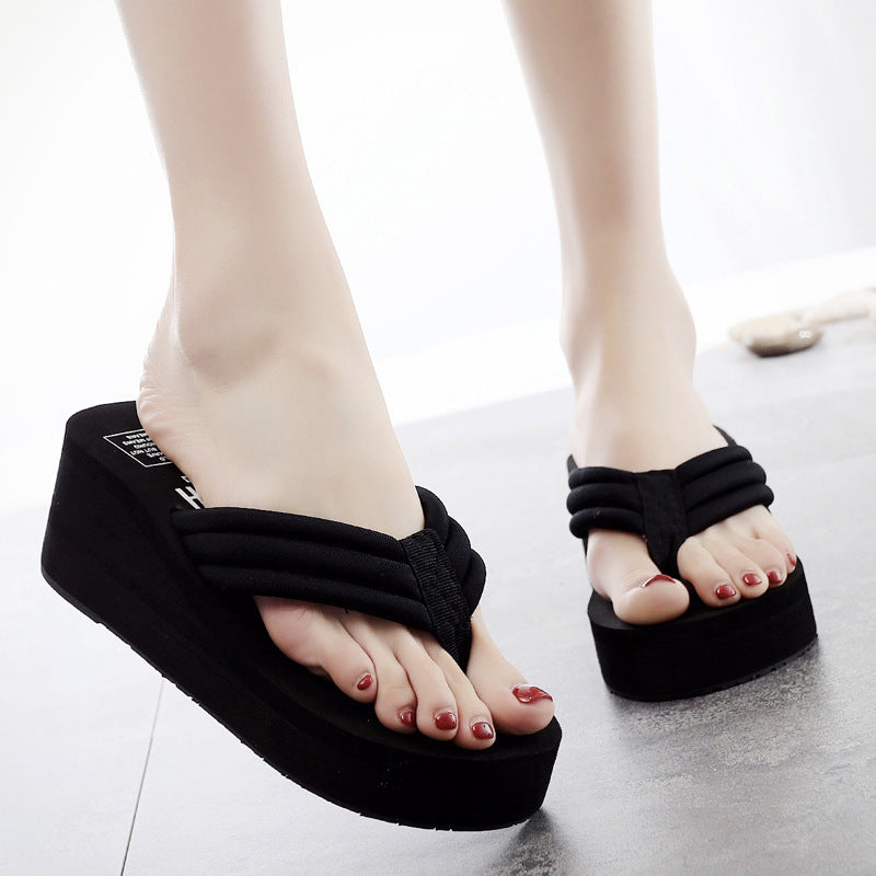 Supportive Black Fuzzy Slippers Sophia - Pexav