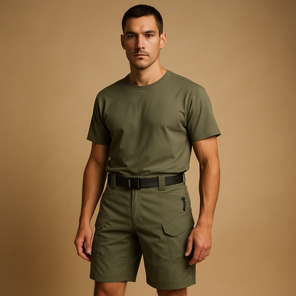 Men’s outdoor cargo pants with quick-drying fabric and multiple storage pockets, ideal for hiking, camping, and active outdoor use.
