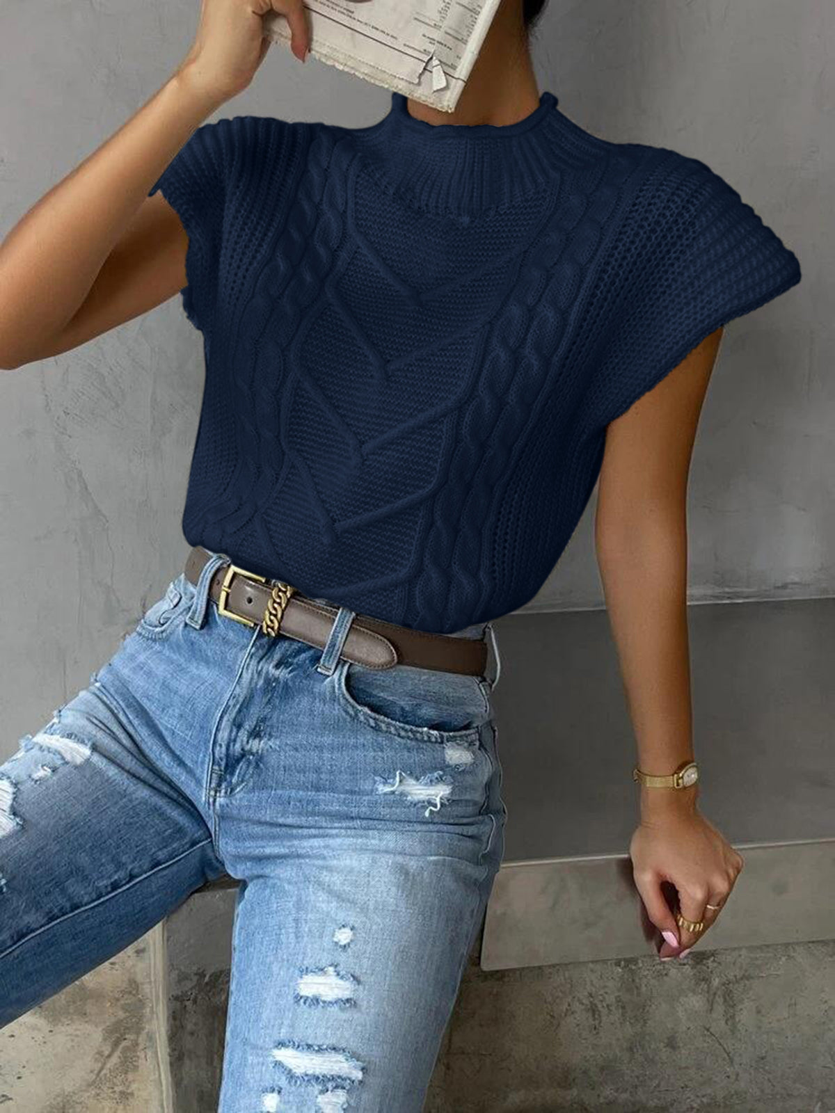 Simple Crew Neck Sweater Vest