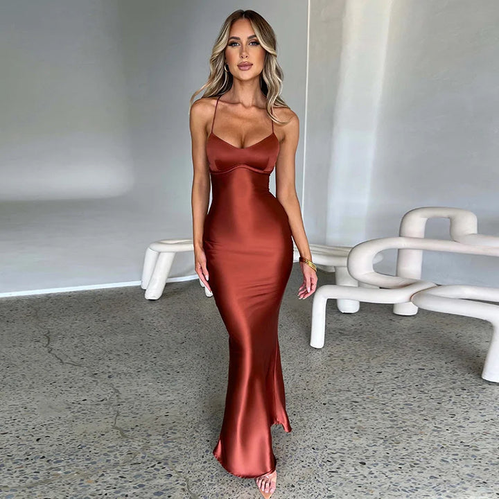 Elegant Long Flowy Dress with Slit – Nayla - Pexav