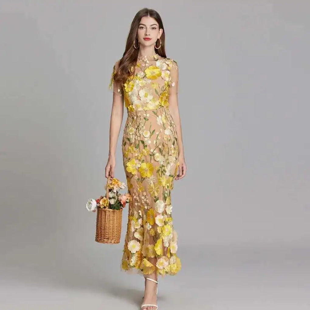 Beautiful Floral Lace Evening Gown Dress
