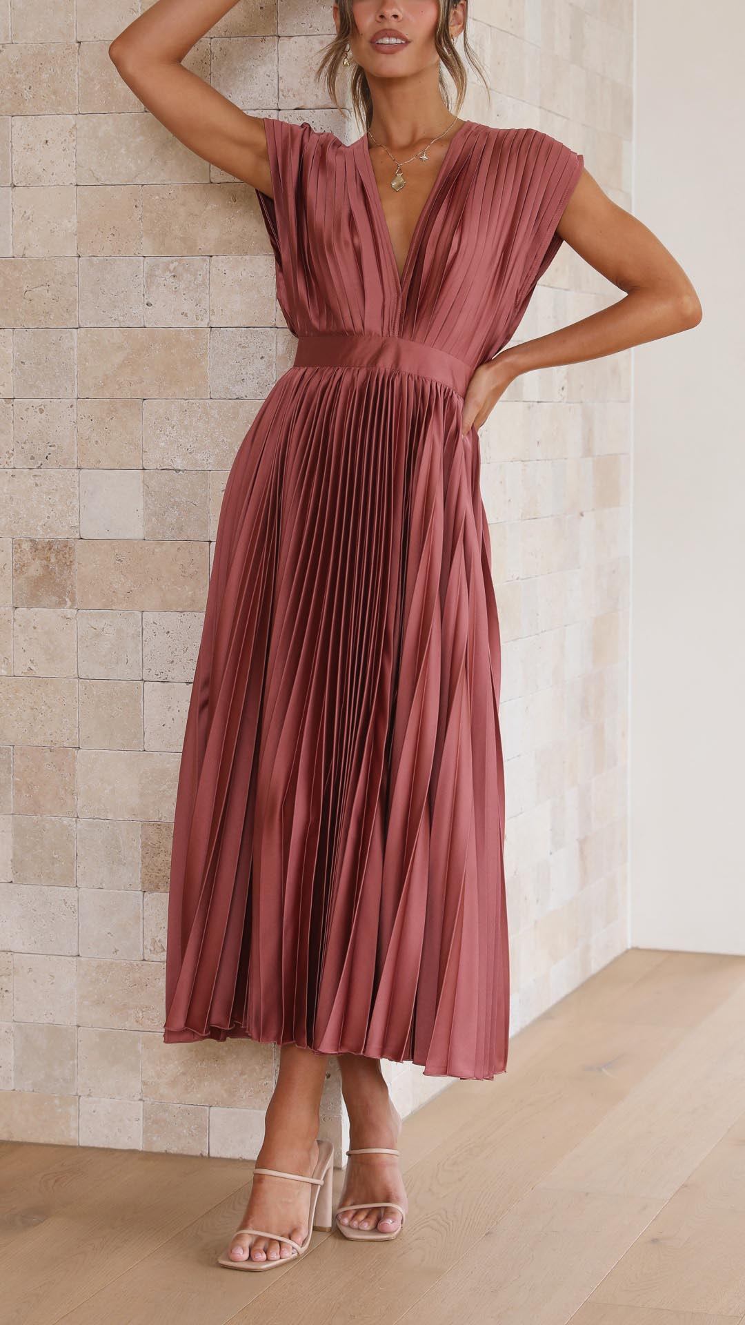 Beautiful Flowy Long Evening Dress