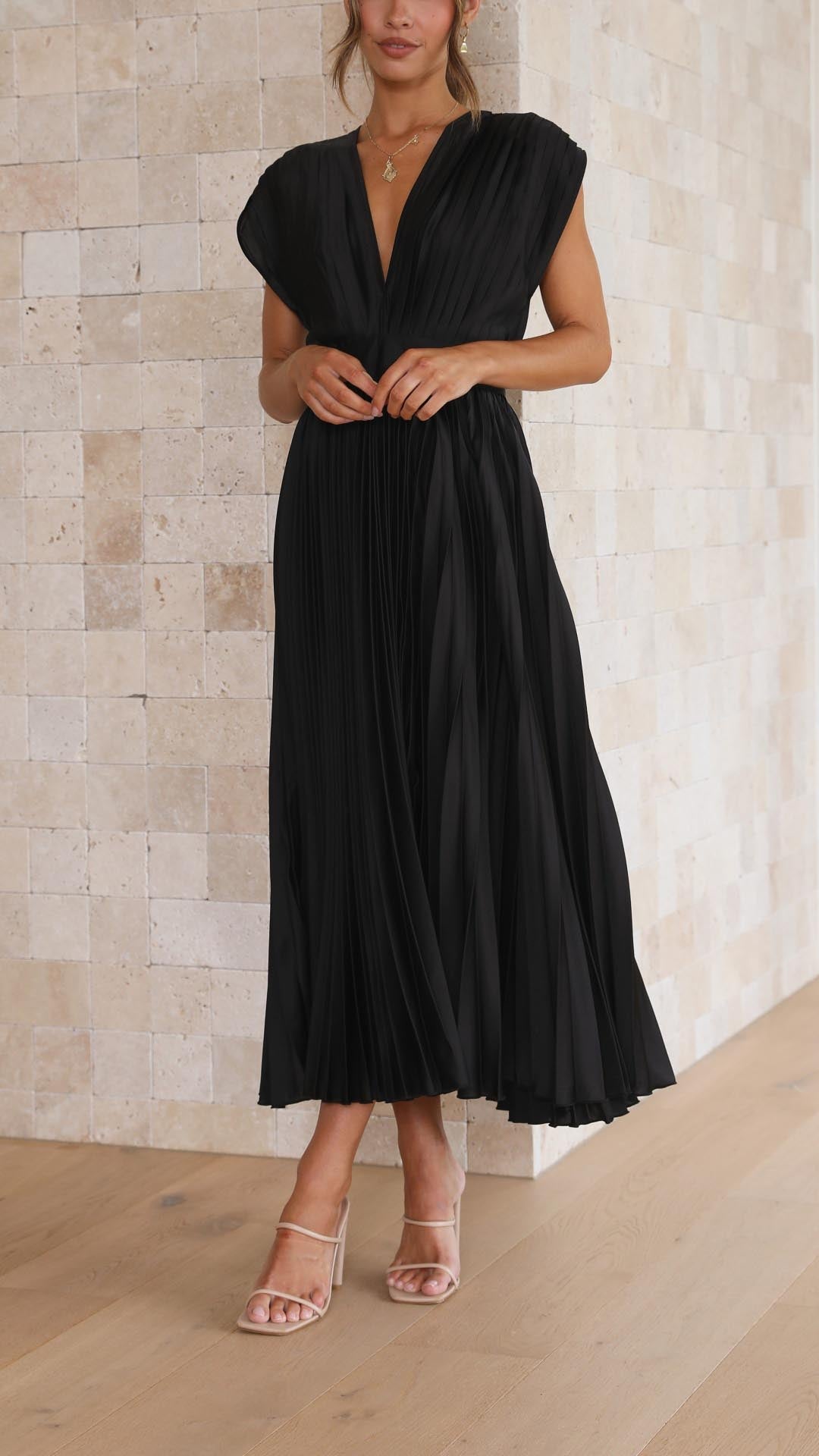 Beautiful Flowy Long Evening Dress