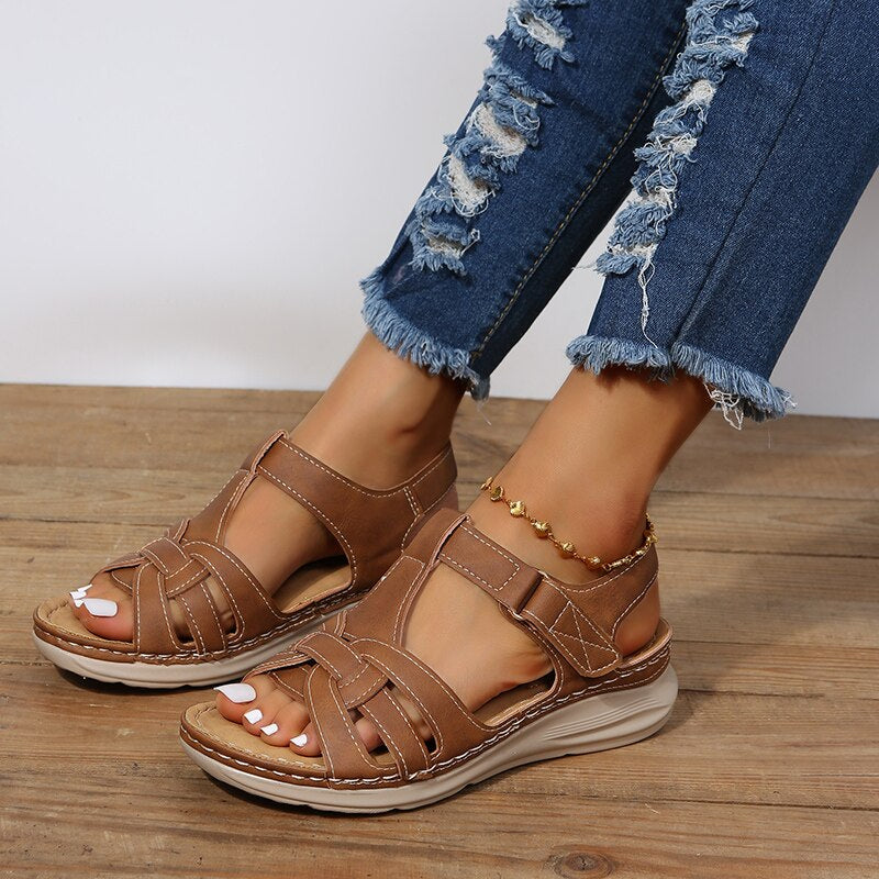 Braided Buckle Women's Casual Flat Sandals