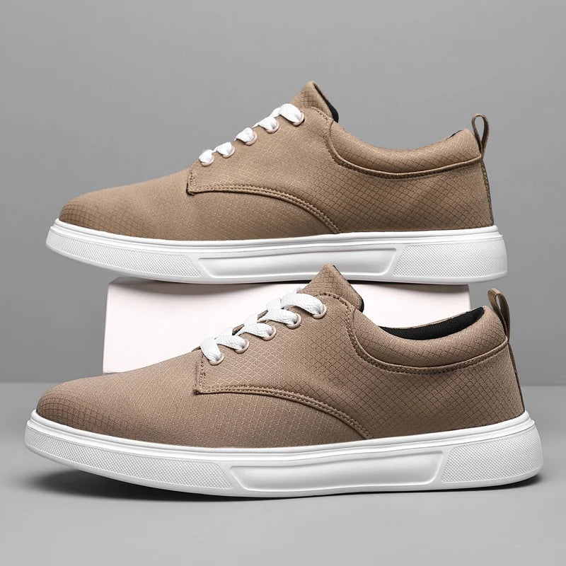 Airy Comfortable Running Shoe