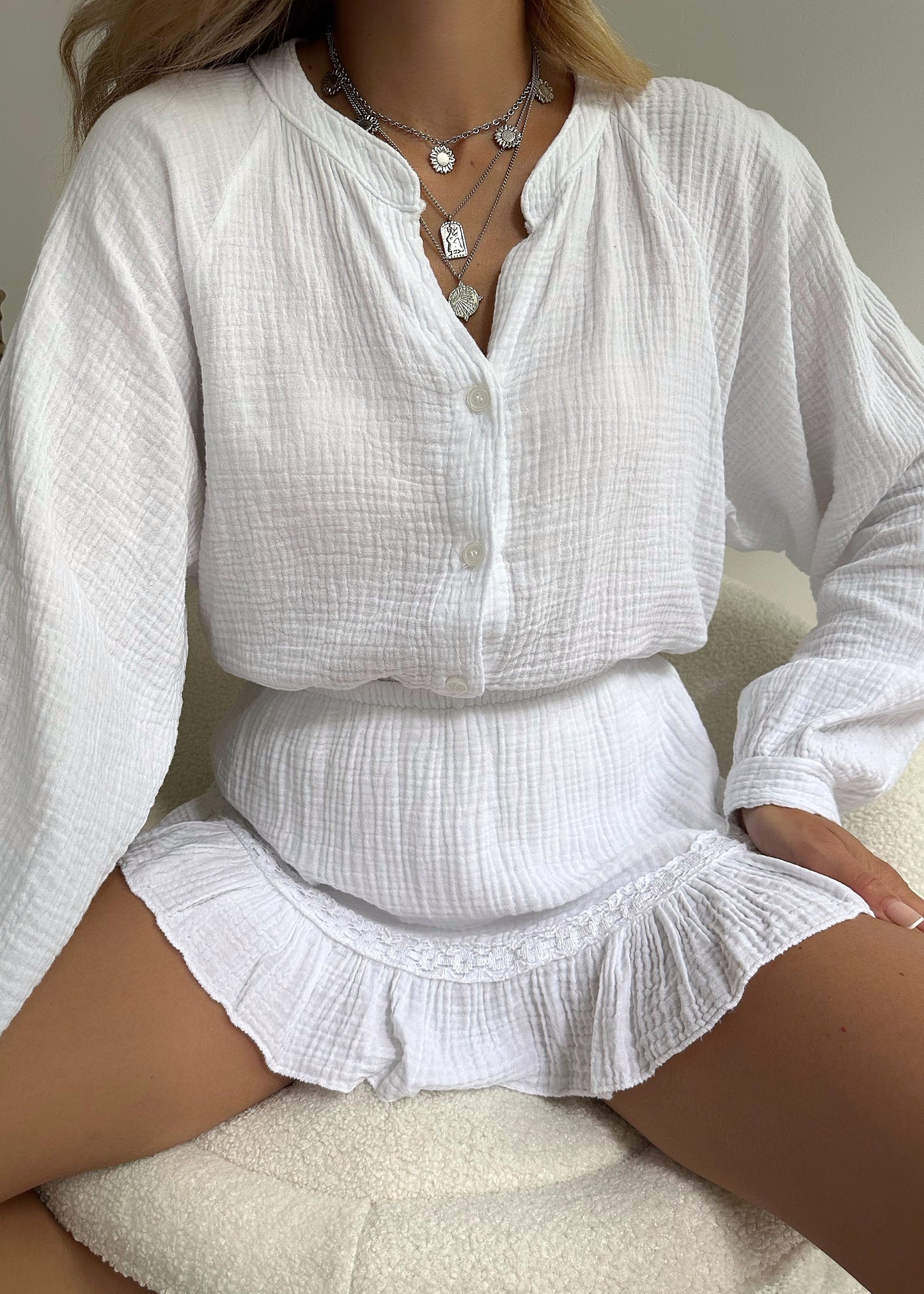 Airy Summer Blouse and Shorts Set - Pexav