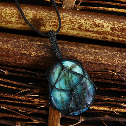 Mystical Labradorite Dragonheart Necklace - Aris-Nora Luxe