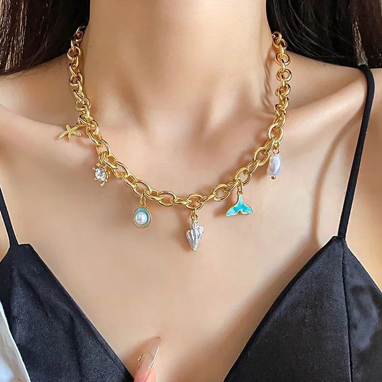 Beachy Chic Shell Pendant - Pexav