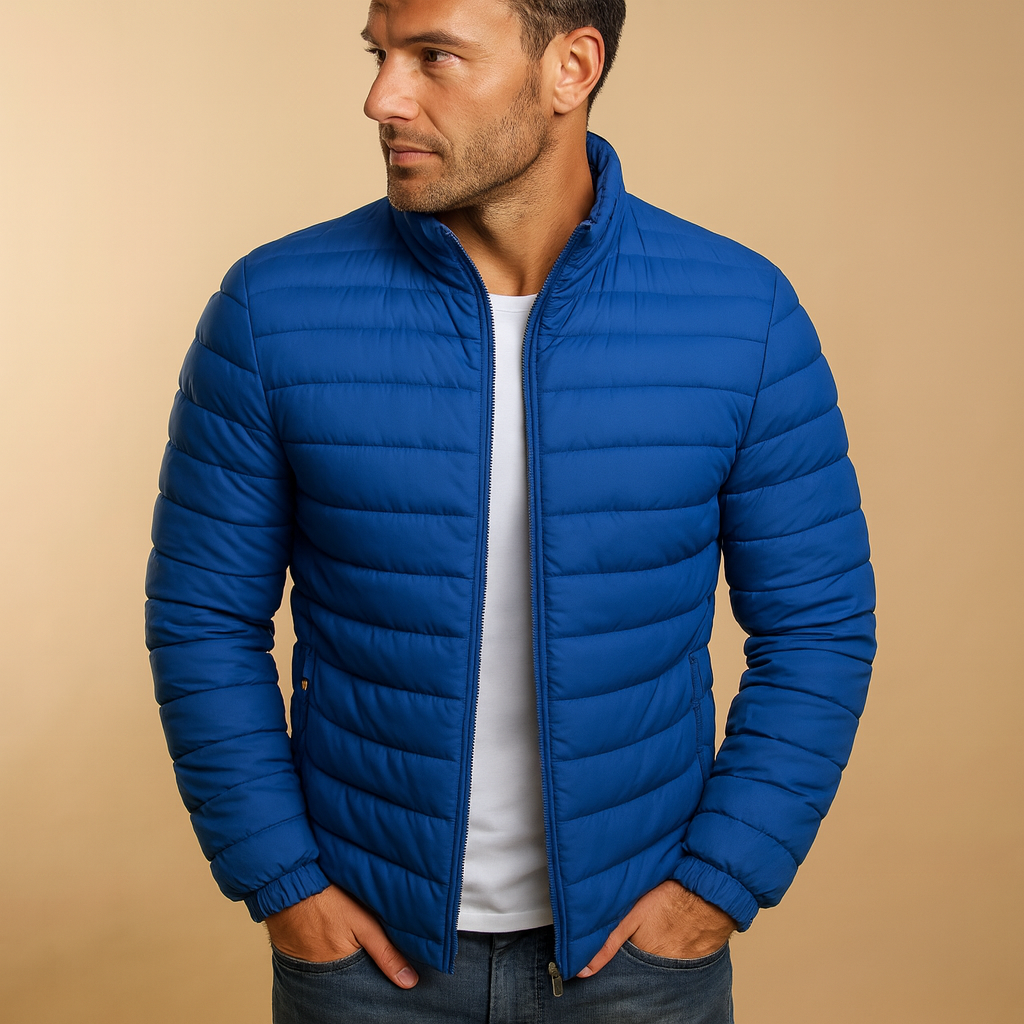Warm puffer jacket with hood for men, designed for cold winter days with excellent insulation and stylish, durable protection.