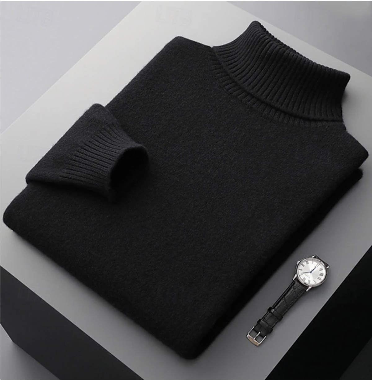 Classic Fit Crew Neck Knit Sweater