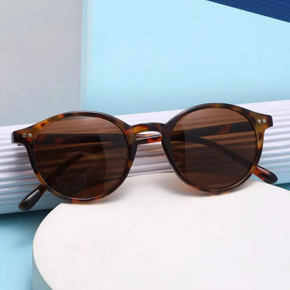 Retro Round Polarized Sunglasses - SunnyStyle-White/Gray-Nora Luxe