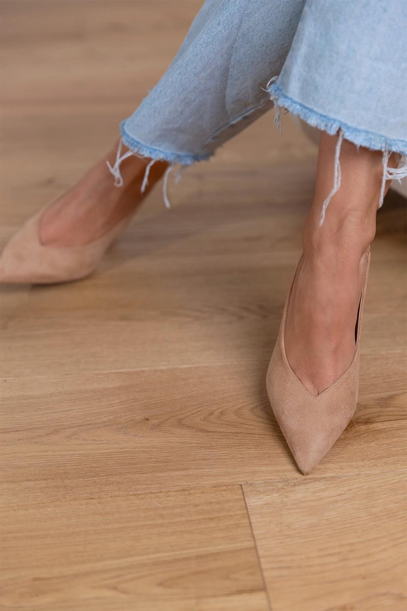 Classic Comfortable Low Heel Shoes