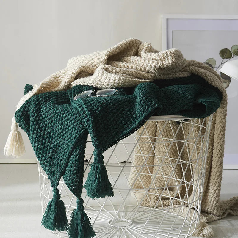 Cozy Nordic Wool Throw Blanket - Pexav