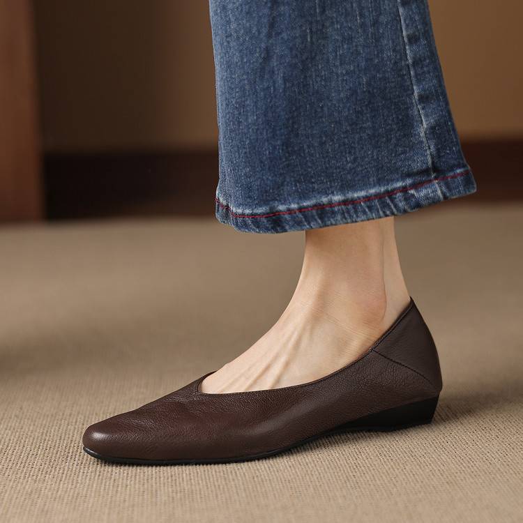 Image of Shannon | Women's Pointed Toe Slip-On Ballet Flats
