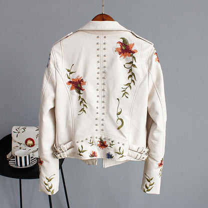 Short ladies' jacket made of faux leather with zip - Rona-White-S-Nora Luxe