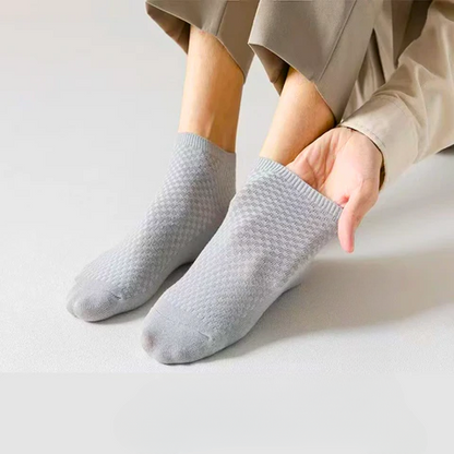 Comfortable Bamboo Ankle Socks - Pexav