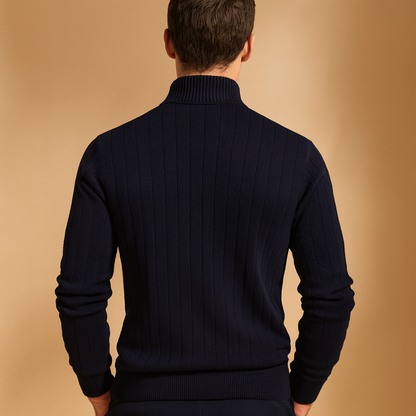 Men’s slim half-zip knitted sweater with a high collar, offering warmth and a modern look for casual and refined outfits.
