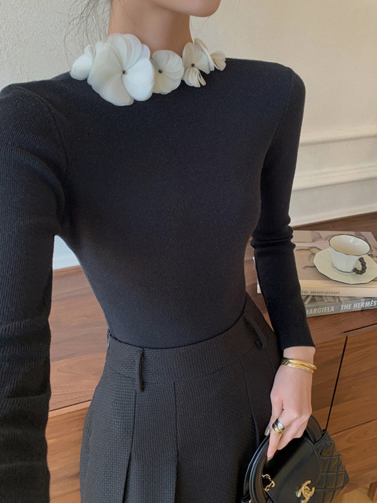 Classic Women's Floral Crew Neck Sweater