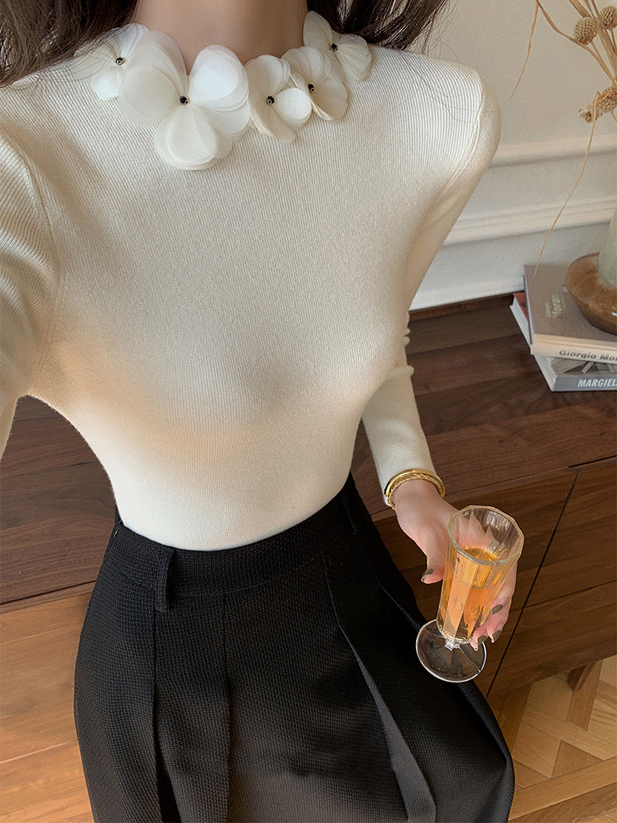 Classic Women's Floral Crew Neck Sweater