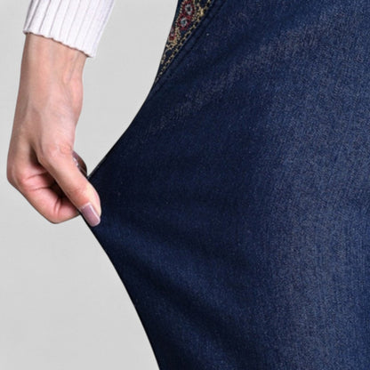 Comfortable Women's Slim Fit Elastic Waist Jeans