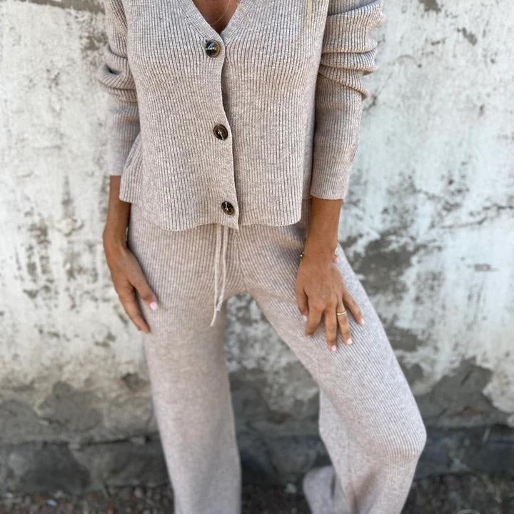 Women's 2-Piece Knit Cardigan Set
