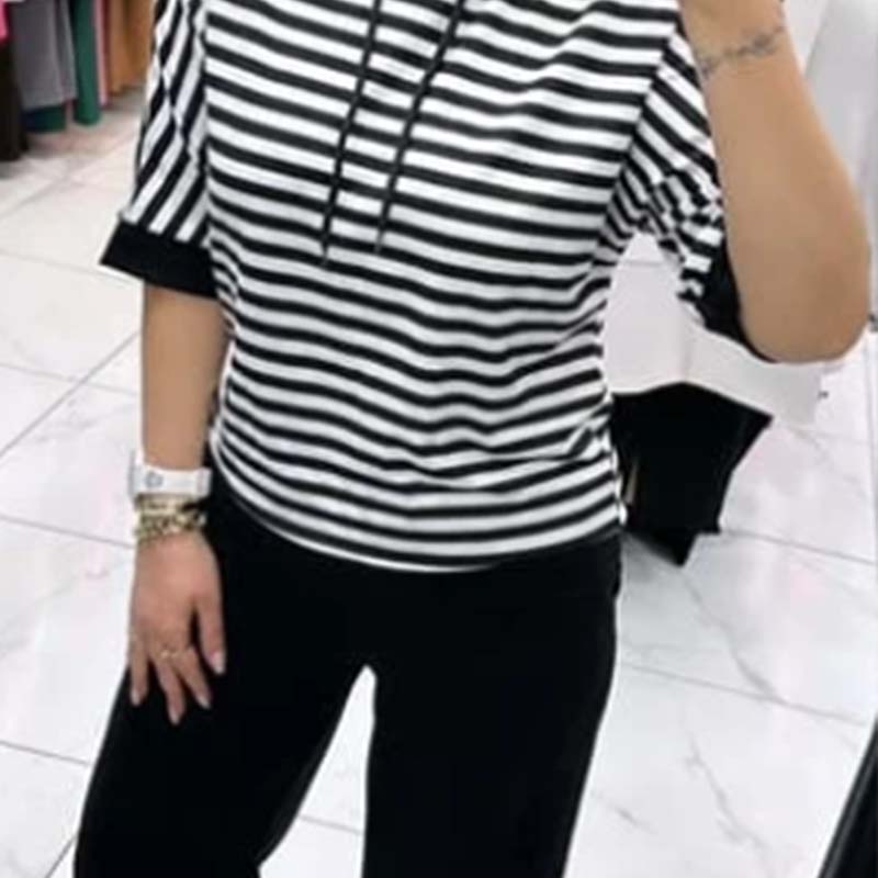 Elegant Women's Suit Set for Work and Play - Nocini