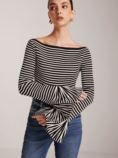 Colorful Bell Sleeve Knit Shirt