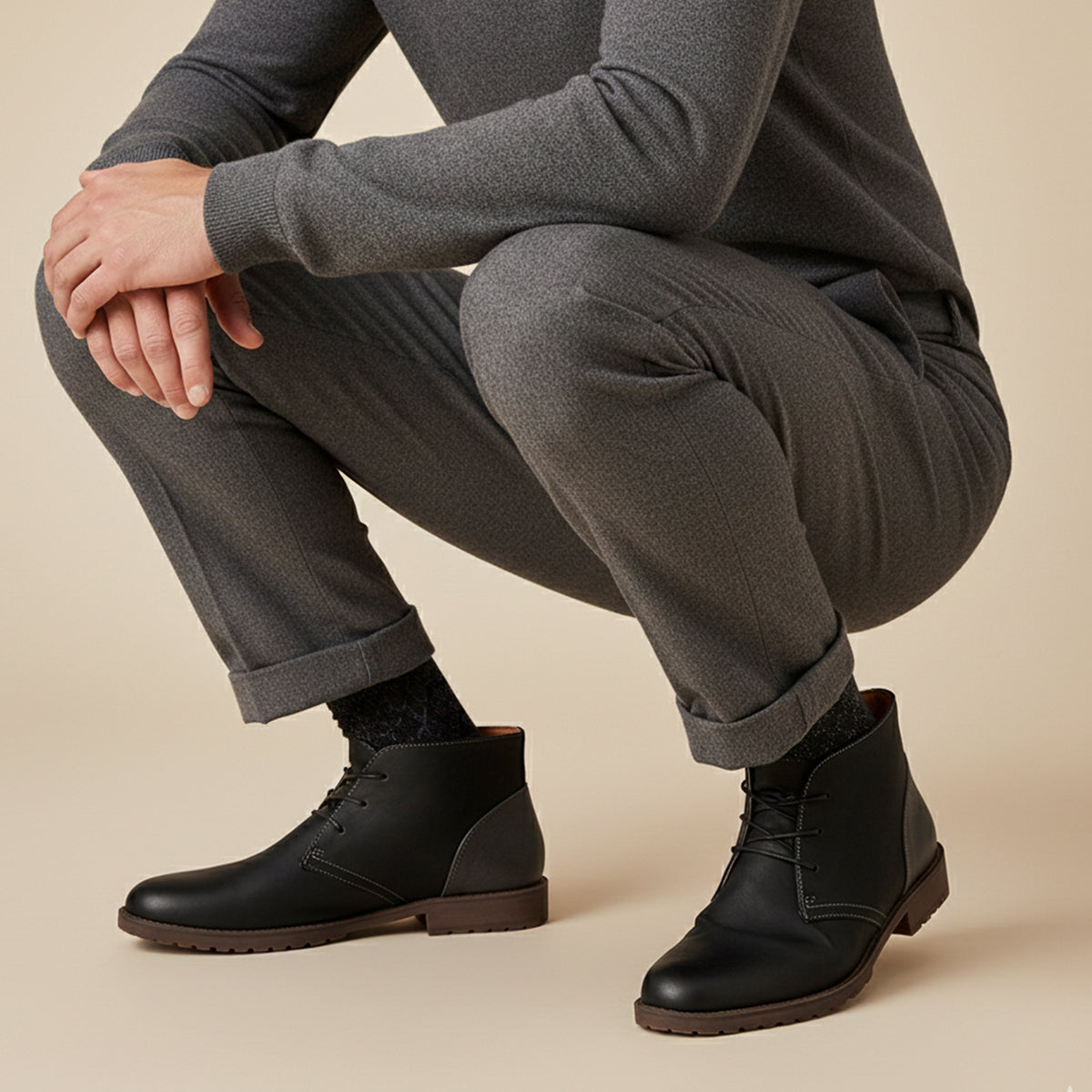 Classic Men's Distressed Leather Smart Boots
