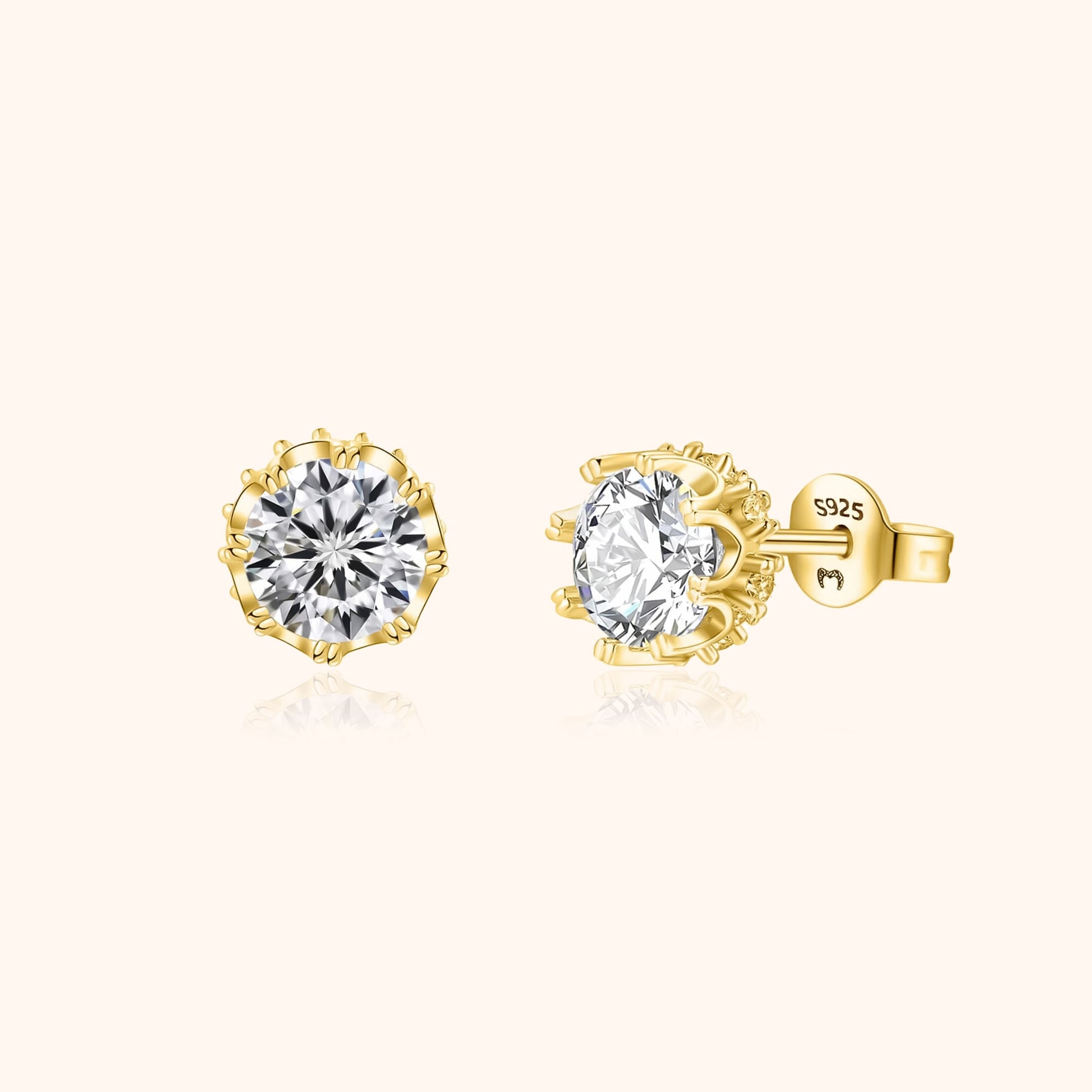 Elegant Royal Crown Stud Earrings - Pexav