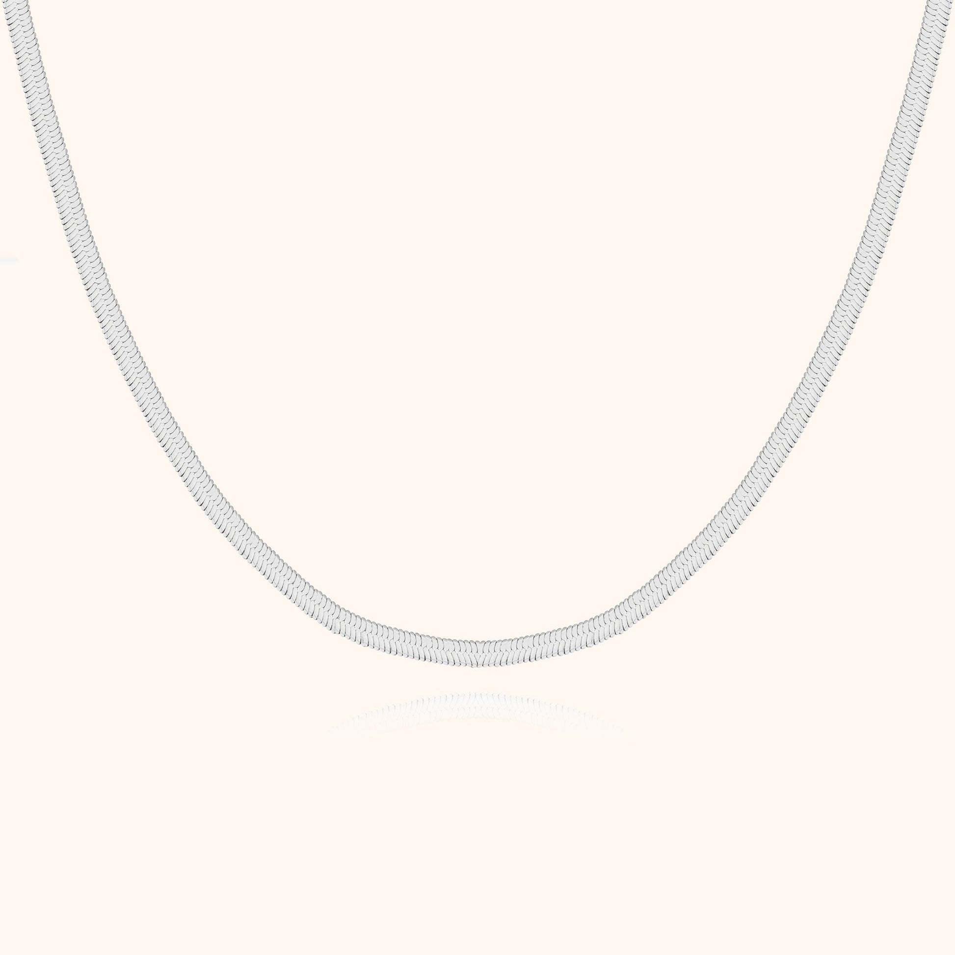 Stylish Flat Chain - Helena-Silver-Nora Luxe
