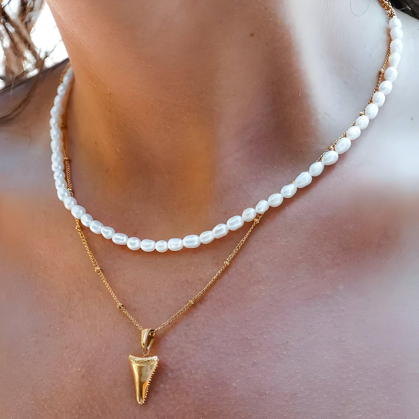 Elegant White Pearl Pendant Necklace - Pexav