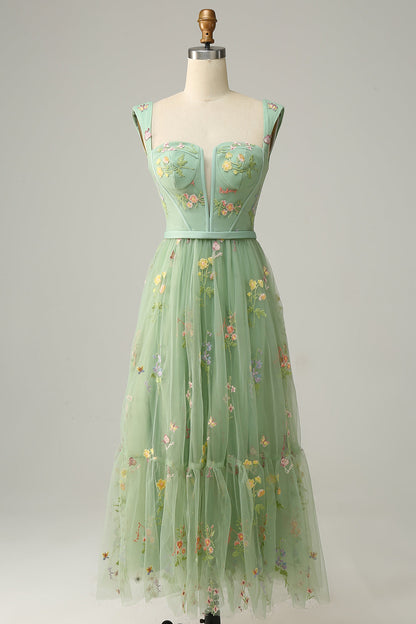 Elegant Floor Length Embroidered Prom Dress - Pexav