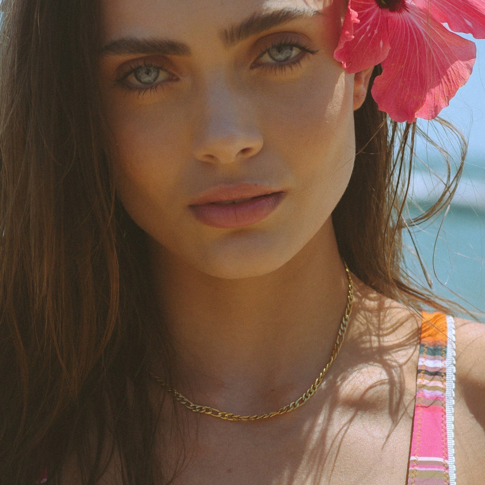 Stylish Minimalist Choker - Lola-Gold-Nora Luxe